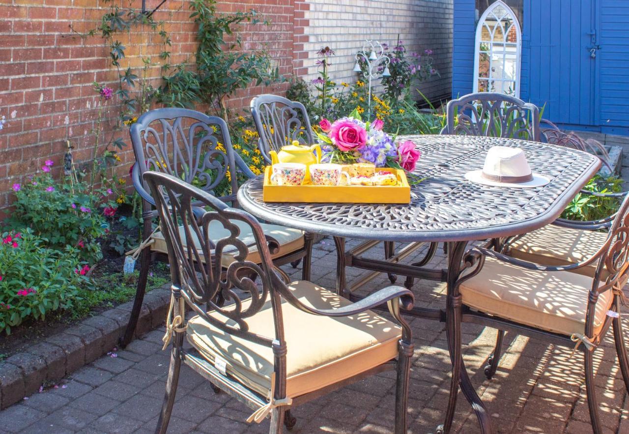 Bury St. EdmundsStylish Town Centre House With Garden And Parking Opposite别墅 外观 照片