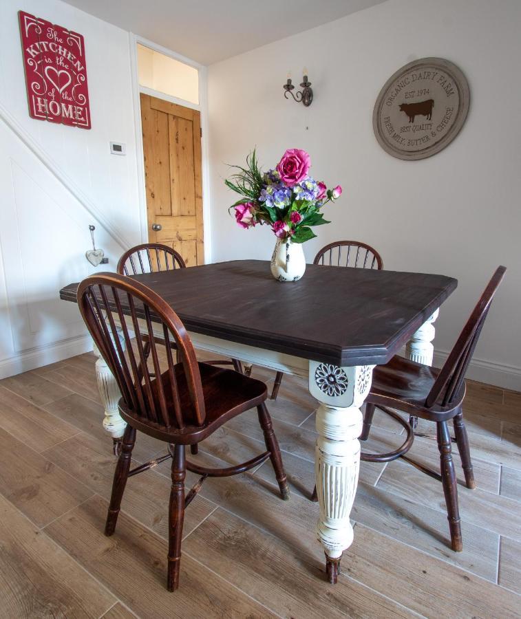 Bury St. EdmundsStylish Town Centre House With Garden And Parking Opposite别墅 外观 照片